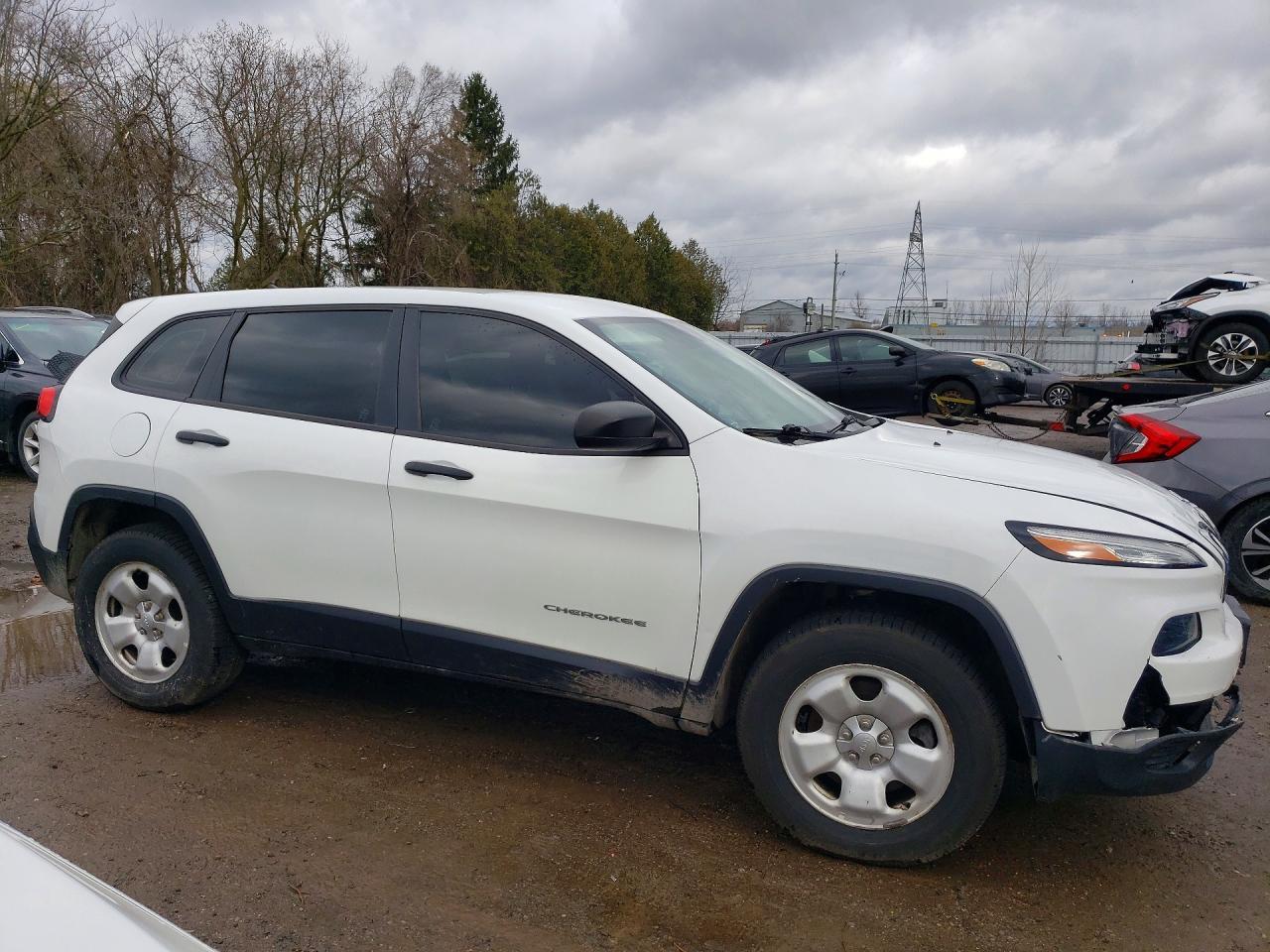 2015 Jeep Cherokee Sport - Фото 4