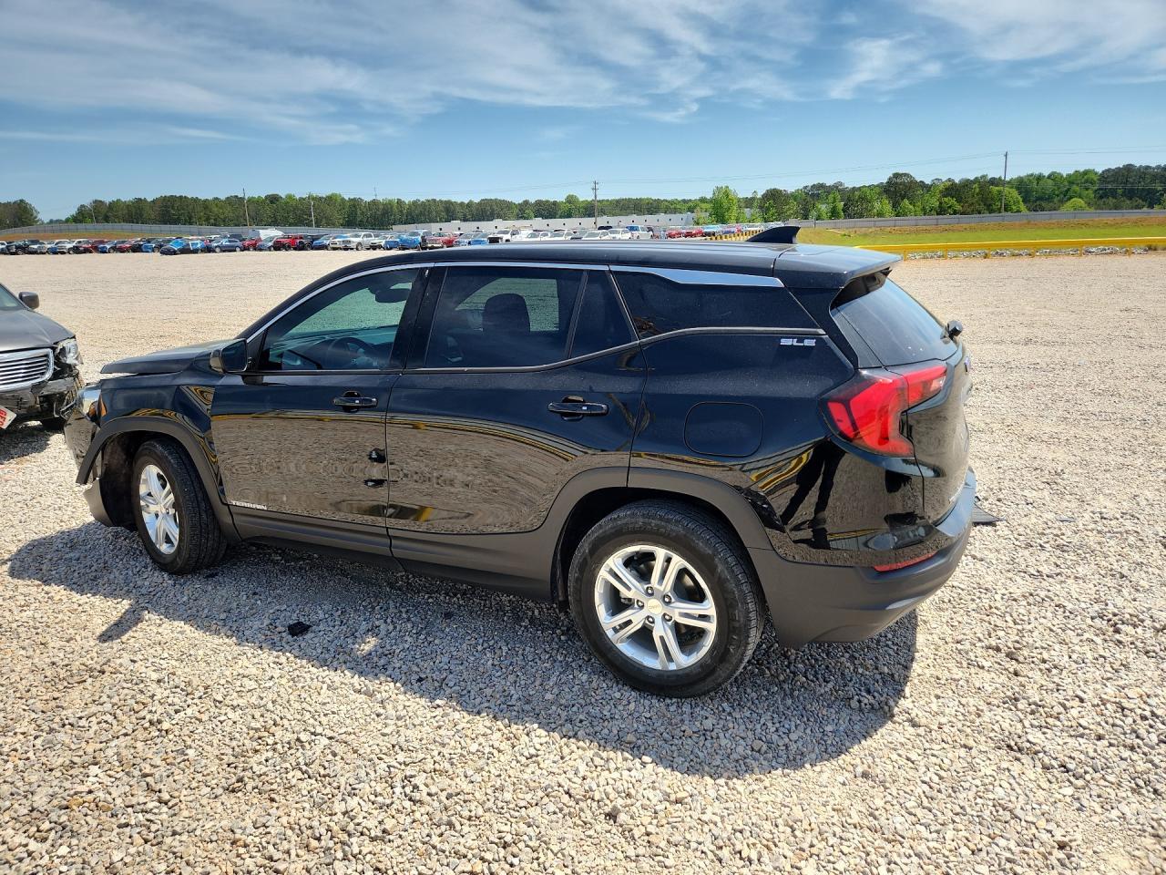 2020 GMC Terrain - Image 2