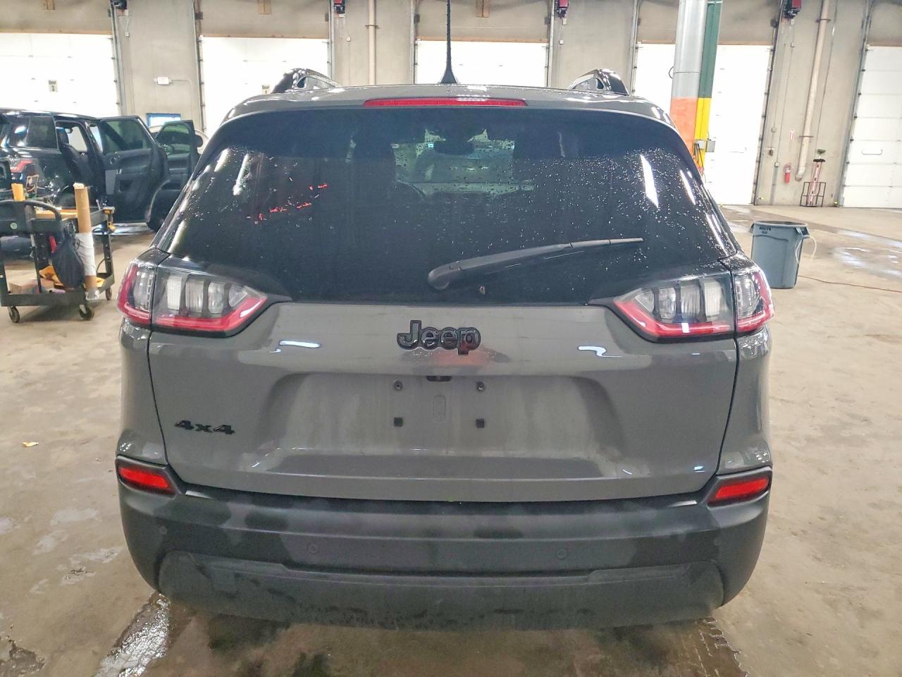 2023 Jeep Cherokee Altitude Lux - Фото 6