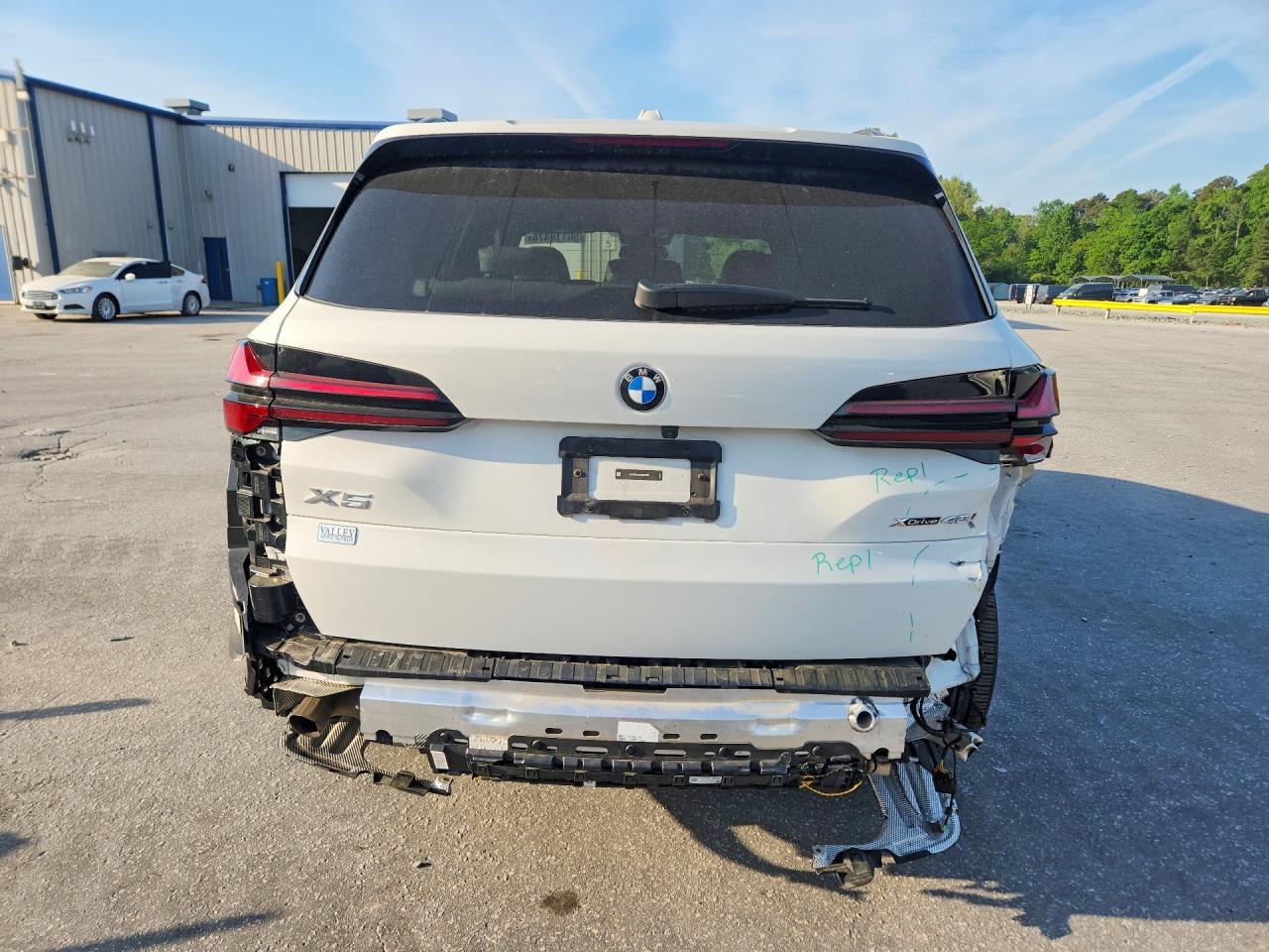 2025 BMW X5 xDrive40I - Фото 6