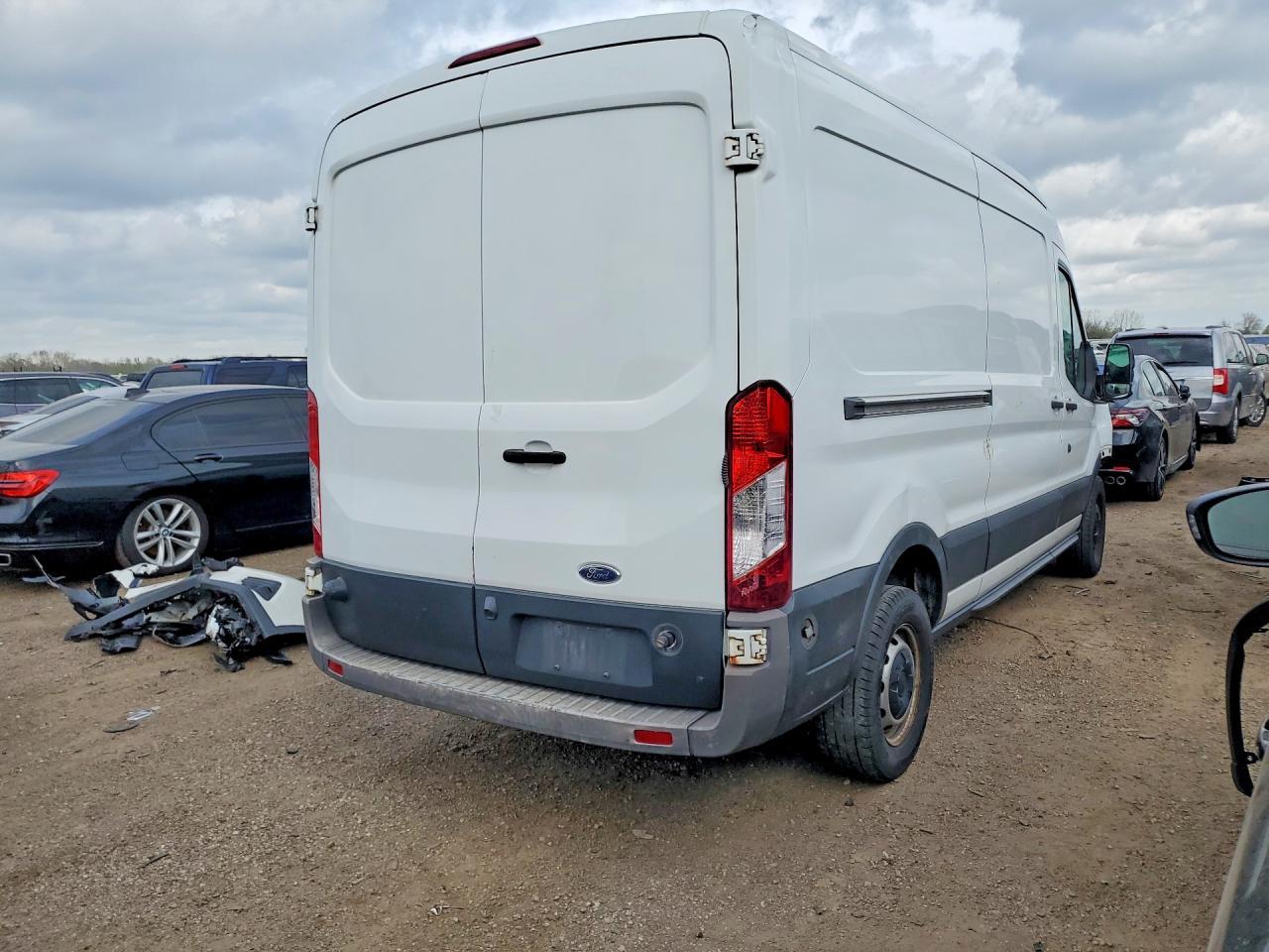 2016 Ford Transit T-250 - Image 3
