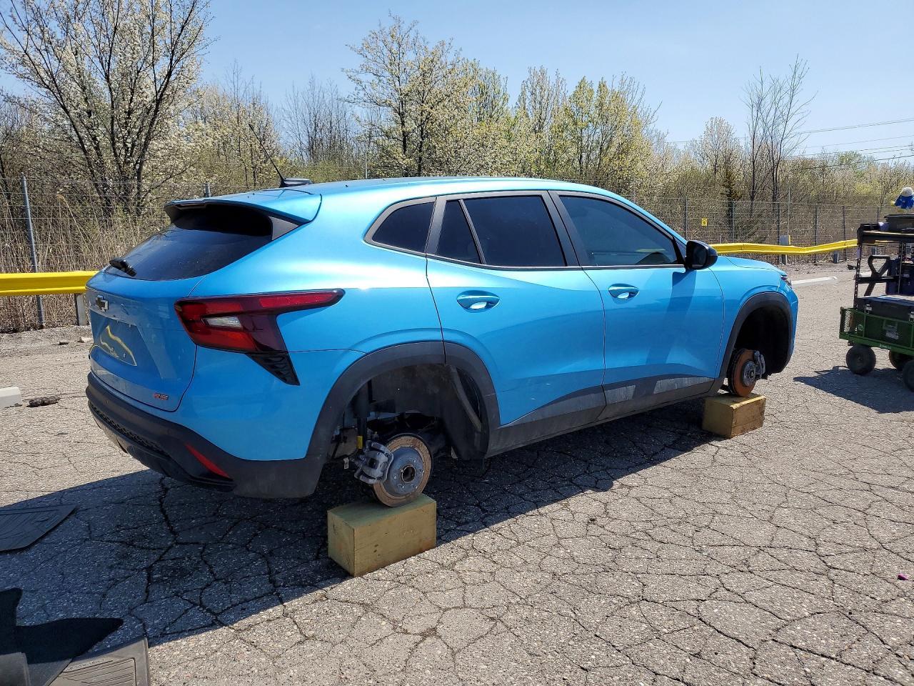 2025 Chevrolet Trax 1Rs - Image 3