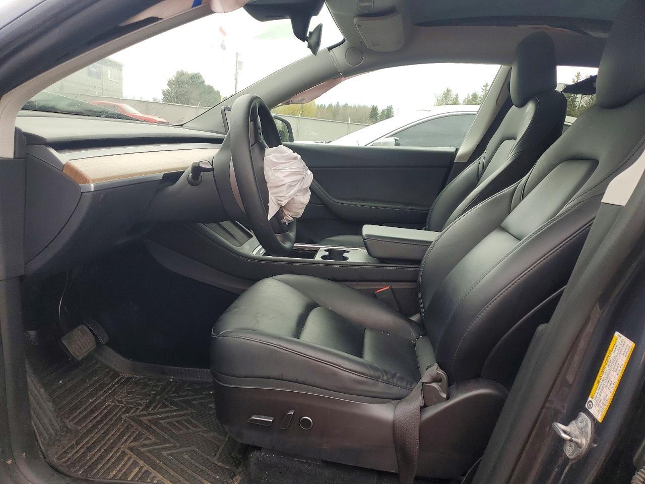 2022 Tesla Model Y - Image 7
