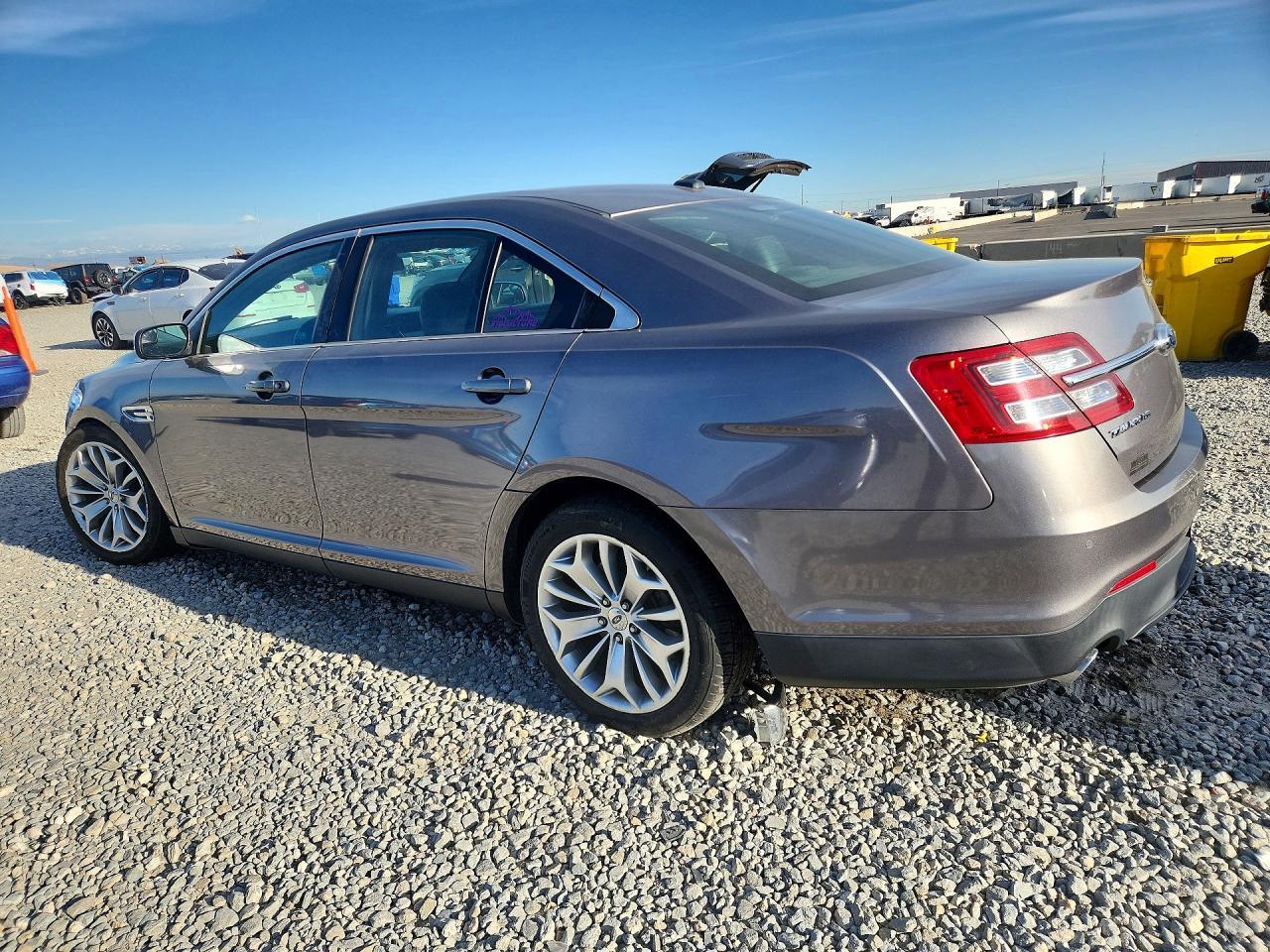 2014 Ford Taurus Limited - Фото 2
