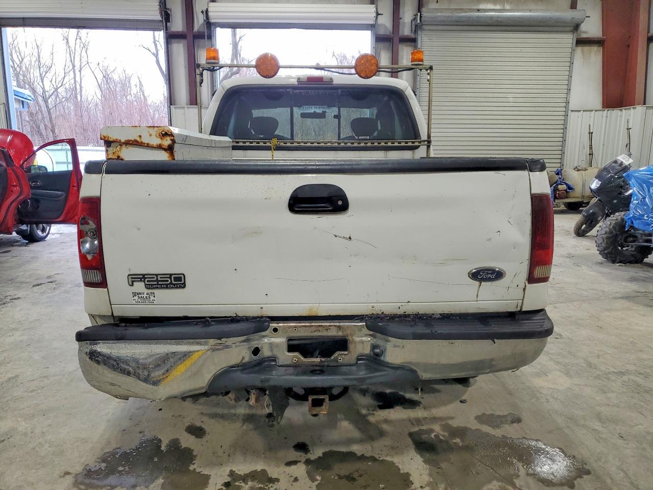 2004 Ford F-250 - Фото 6