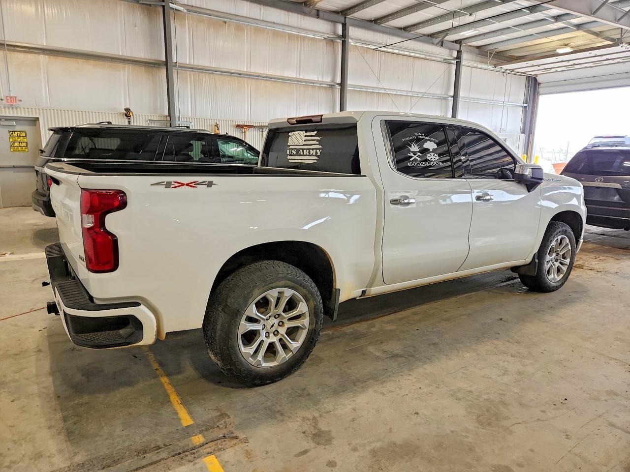 2022 Chevrolet Silverado K1500 Ltz - Image 3