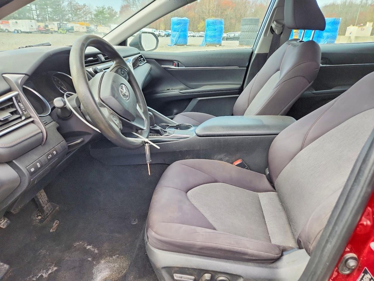 2018 Toyota Camry Le - Фото 7