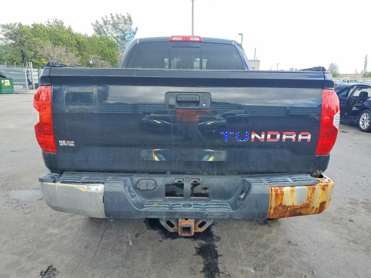 2018 Toyota Tundra Sr5 - Фото 6