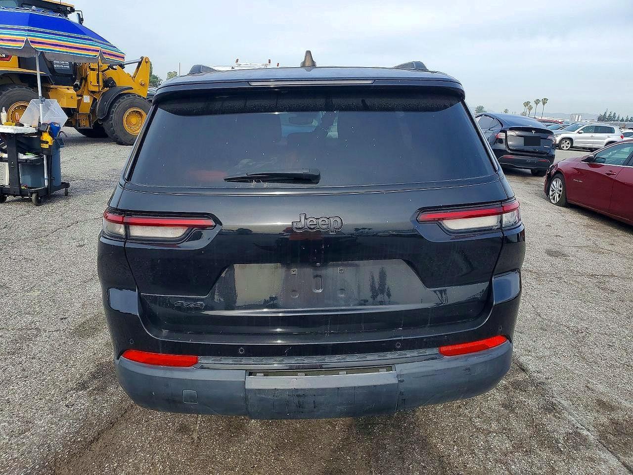 2023 Jeep Grand Cherokee L Laredo - Фото 6
