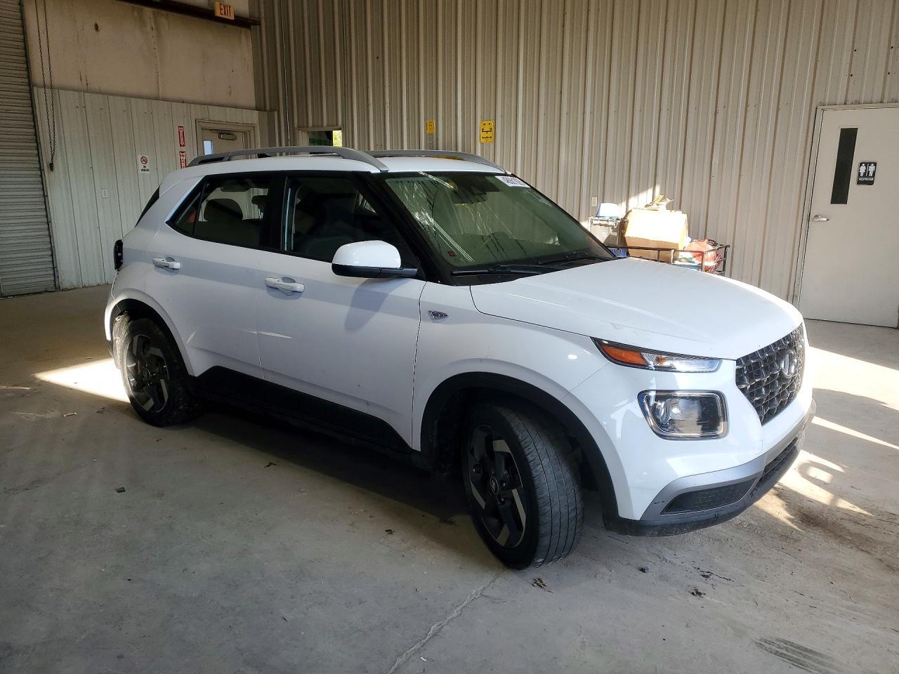 2022 Hyundai Venue Sel - Фото 4