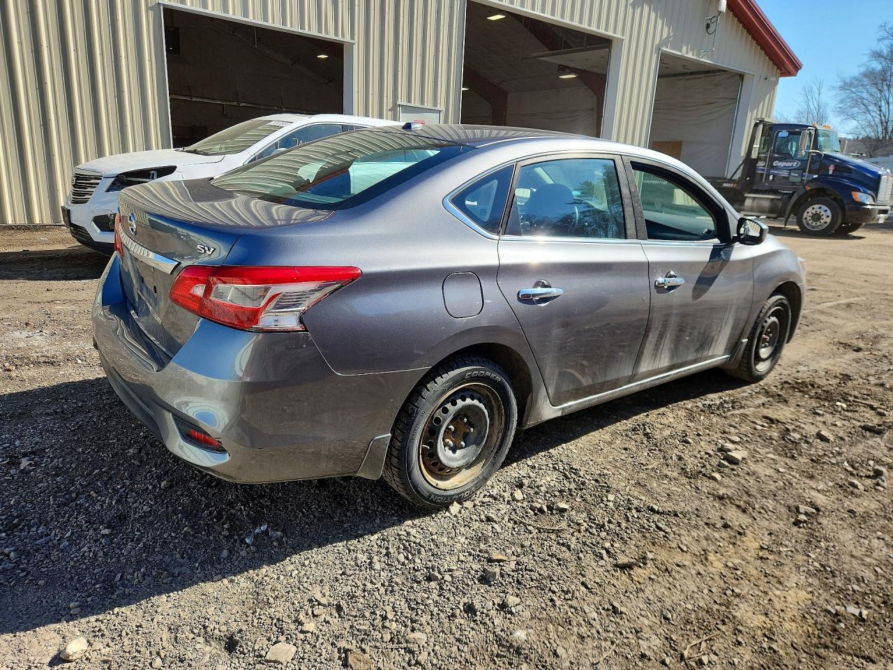 2017 Nissan Sentra Sv - Фото 3