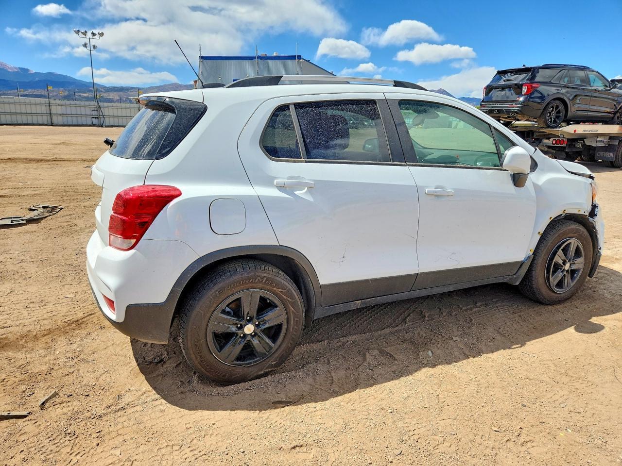 2022 Chevrolet Trax 1Lt - Image 3