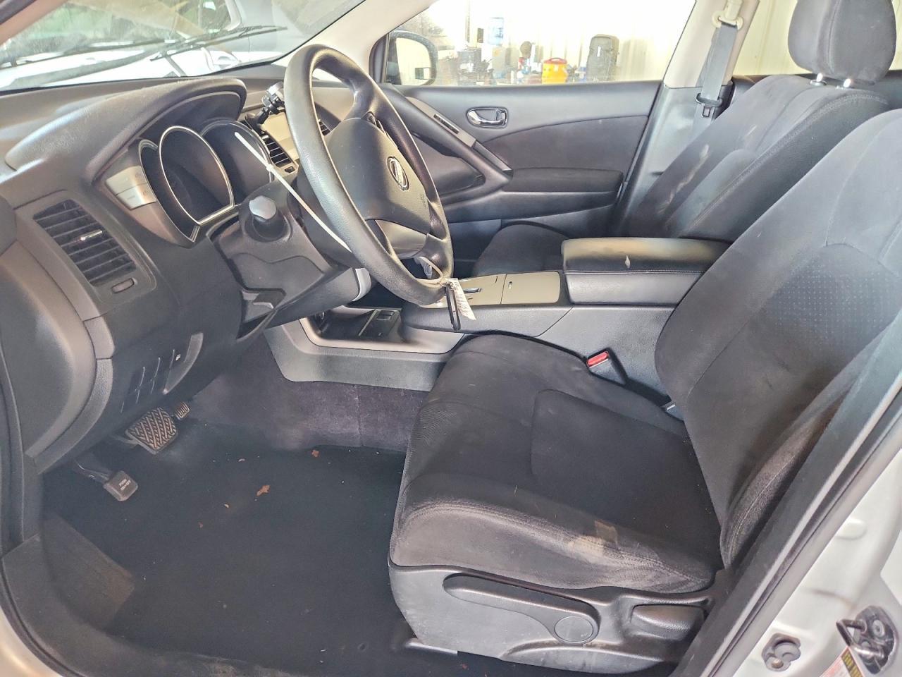 2011 Nissan Murano S - Фото 7