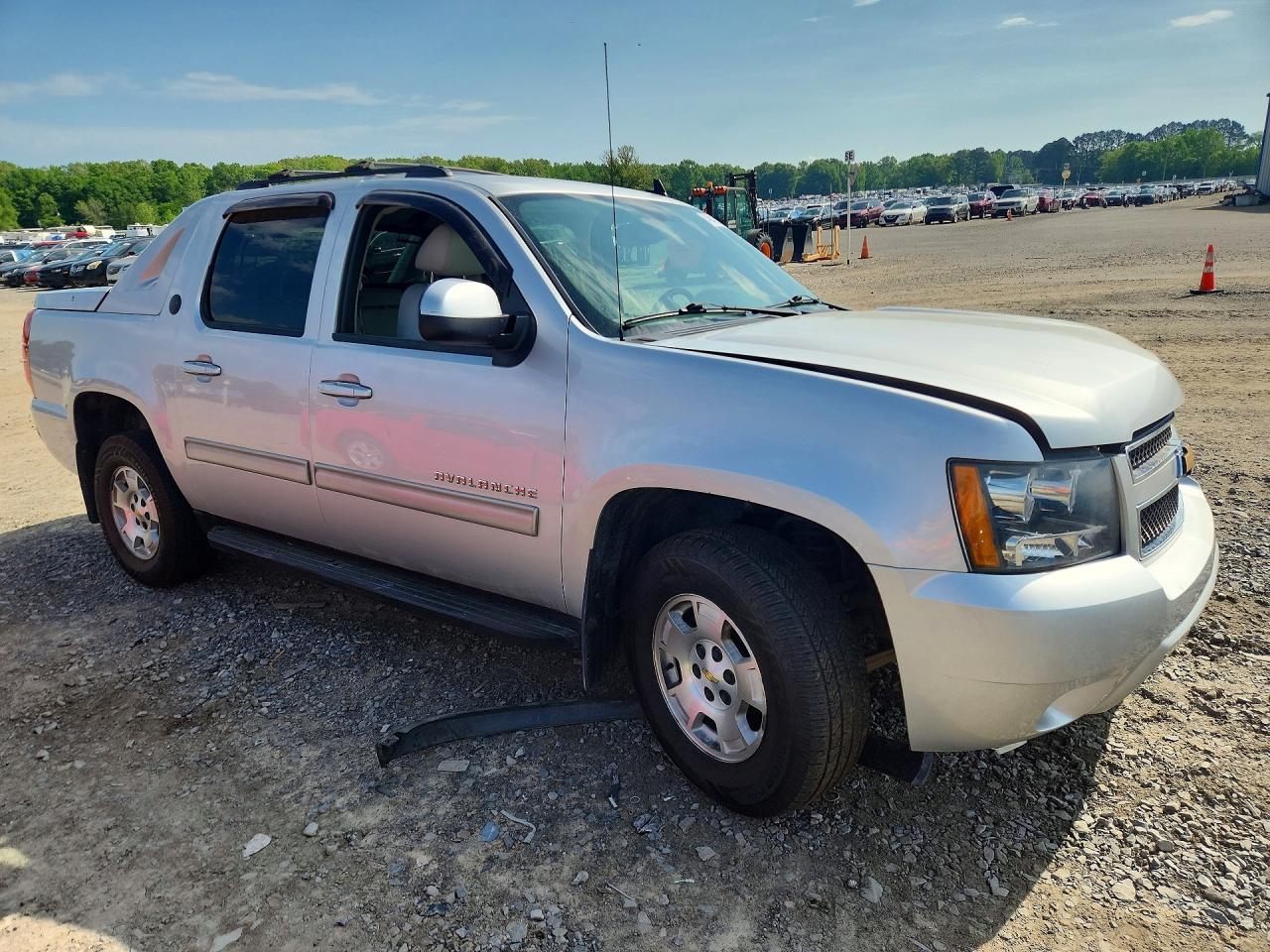 2013 Chevrolet Avalanche Lt - Фото 4