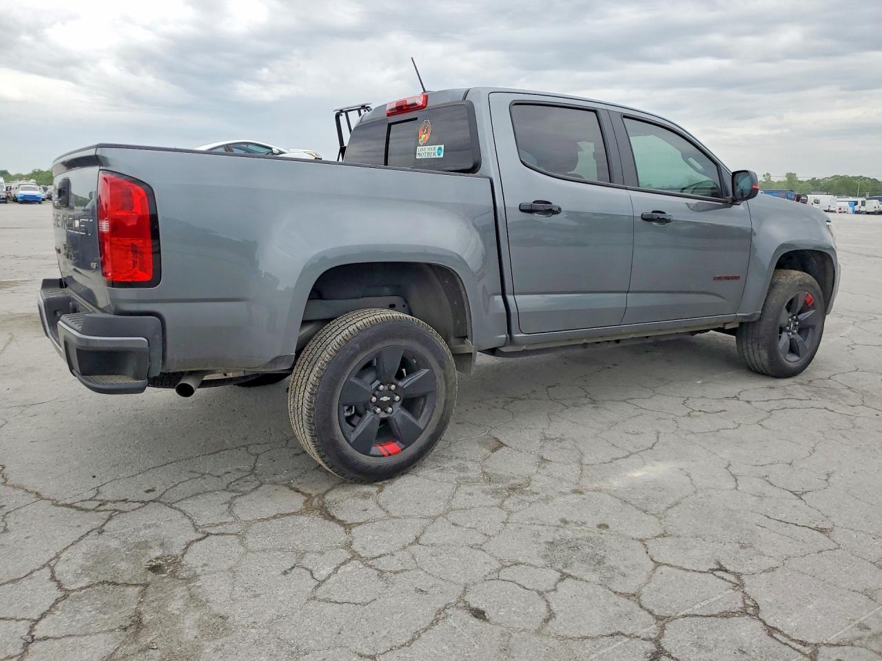 2022 Chevrolet Colorado Lt - Image 3