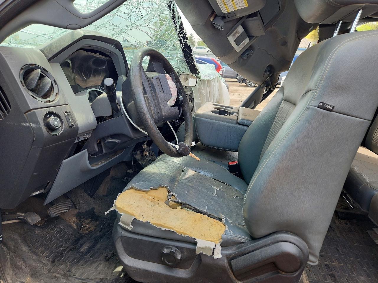 2014 Ford F250 Super Duty - Image 7