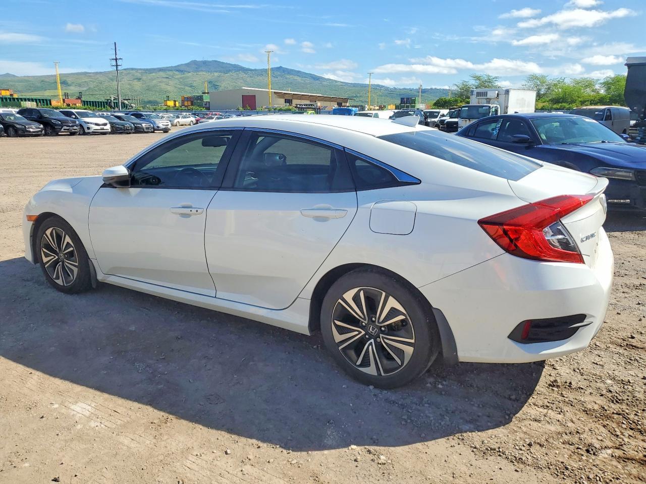 2018 Honda Civic Exl - Image 2