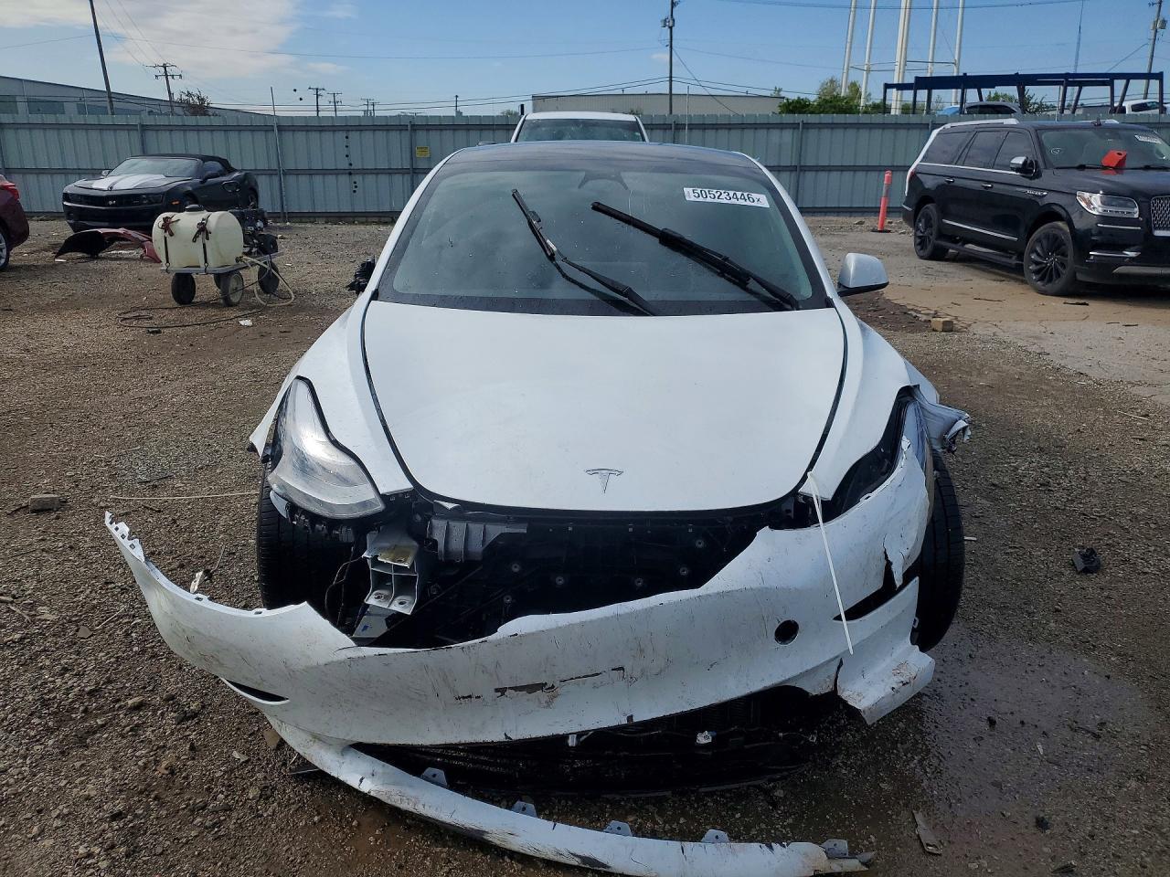 2023 Tesla Model 3 - Фото 5