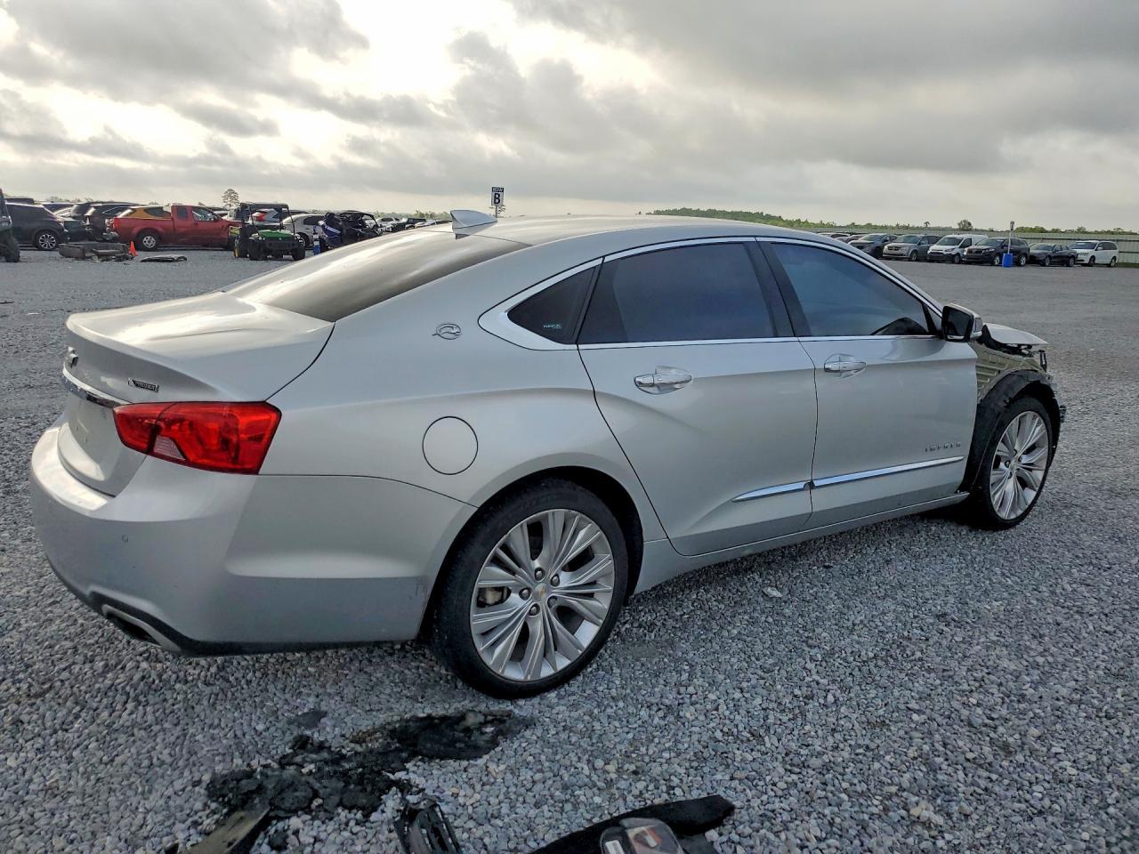 2017 Chevrolet Impala Premier - Фото 3