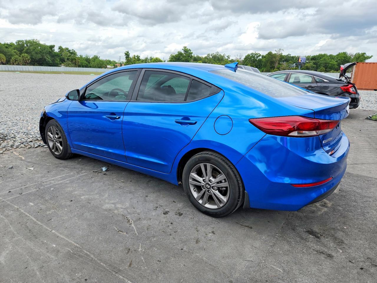 2018 Hyundai Elantra Sel - Фото 2