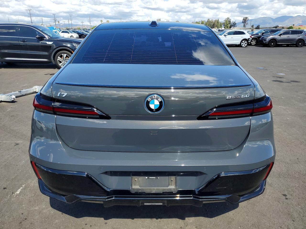2024 BMW I7 Edrive50 - Фото 6