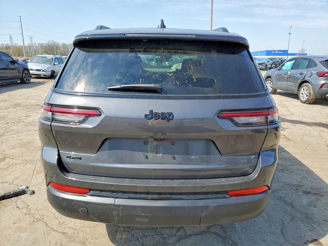 2024 Jeep Grand Cherokee L Laredo - Image 6