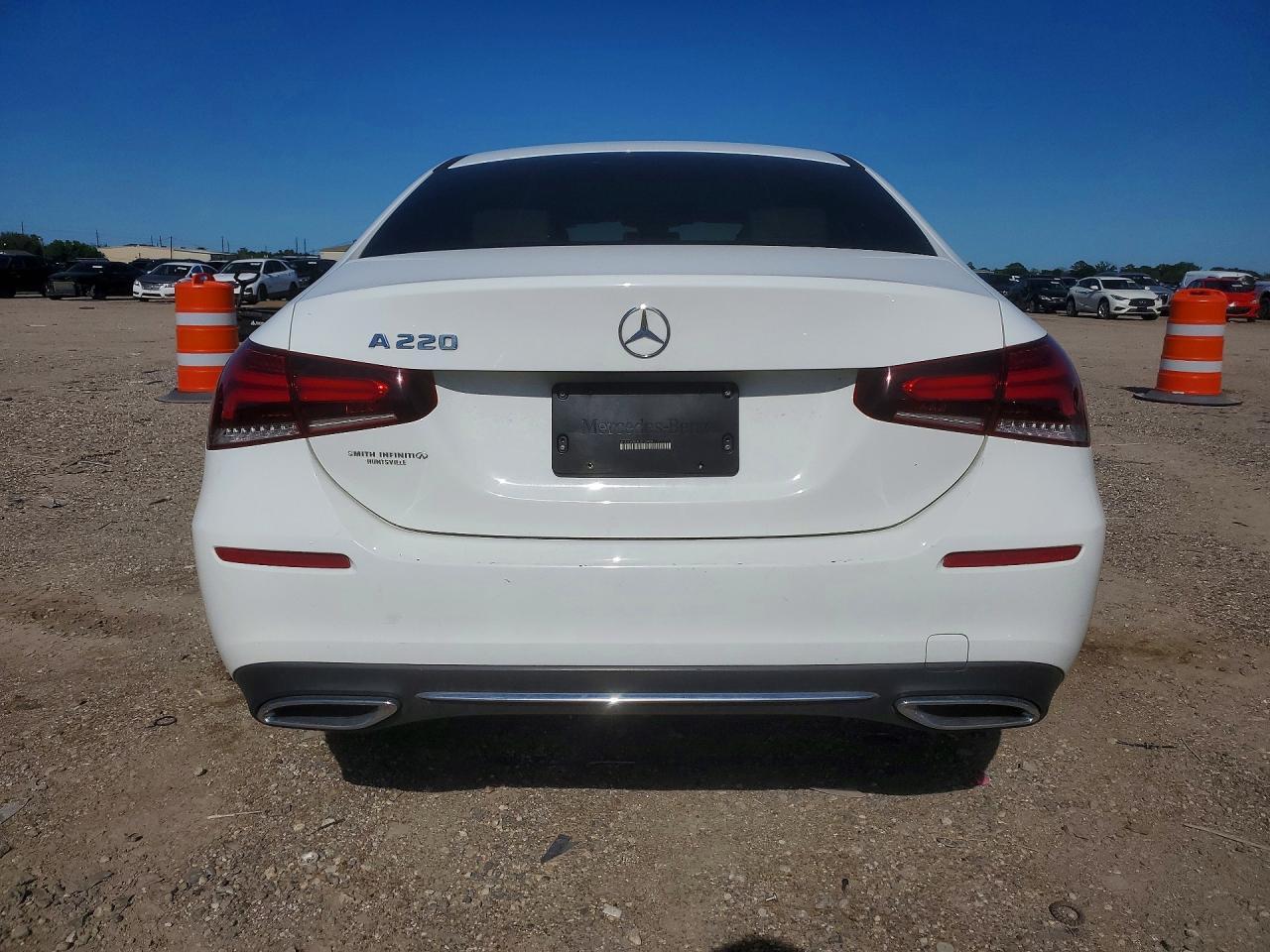 2020 Mercedes-Benz A 220 - Фото 6