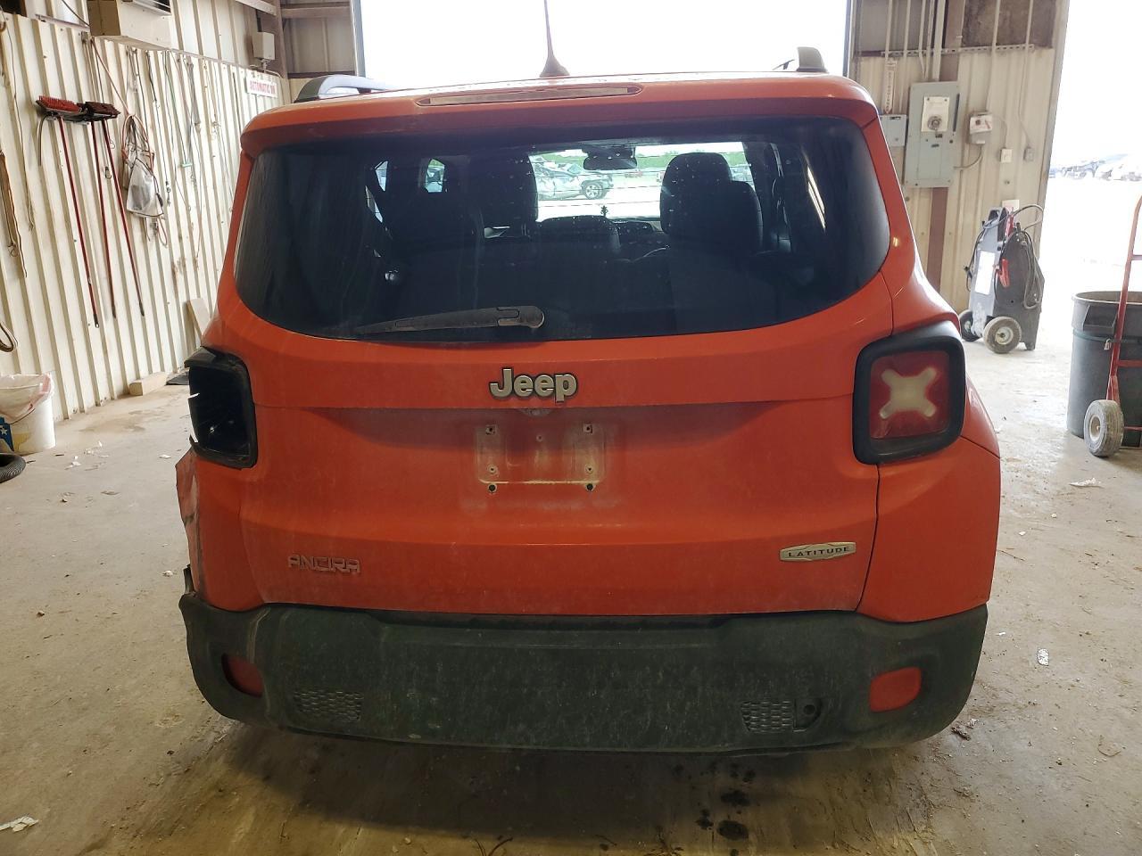 2015 Jeep Renegade Latitude - Фото 6