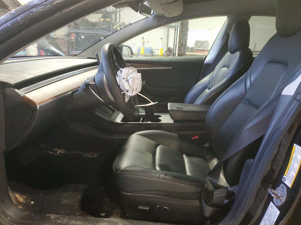 2022 Tesla Model 3 - Фото 7