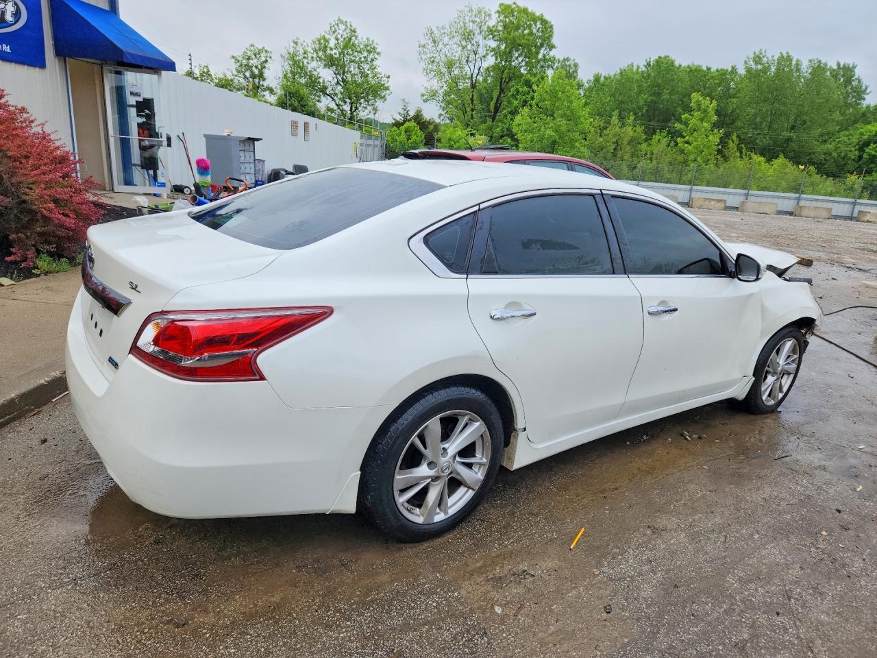 2013 Nissan Altima 2.5/S/Sv/Sl - Фото 3