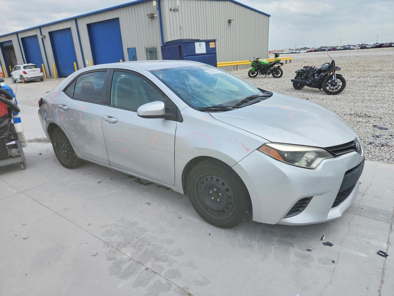 2016 Toyota Corolla Le - Фото 4