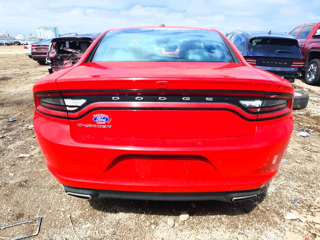 2022 Dodge Charger Sxt - Фото 6