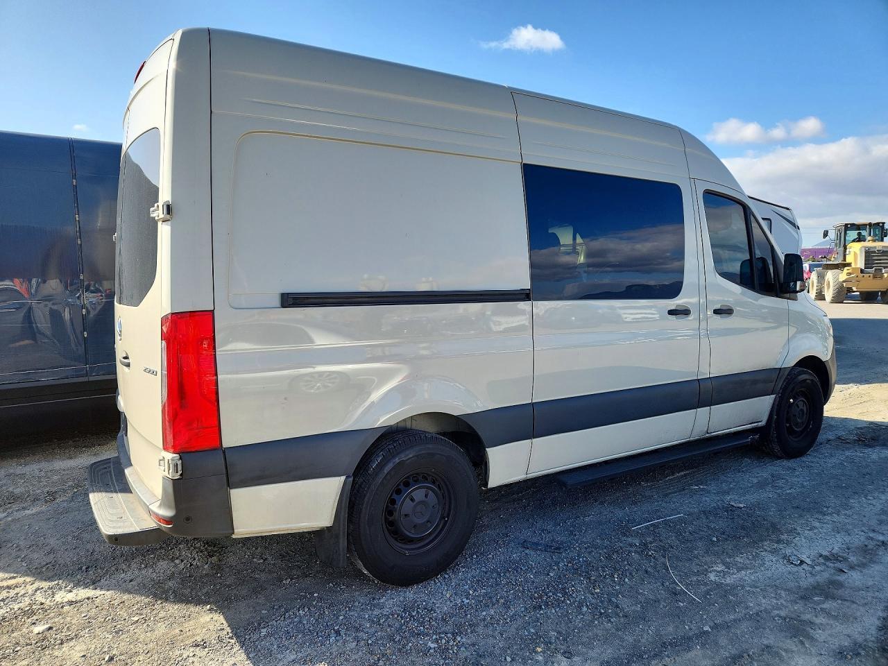 2024 Mercedes-Benz Sprinter 2500 - Фото 3