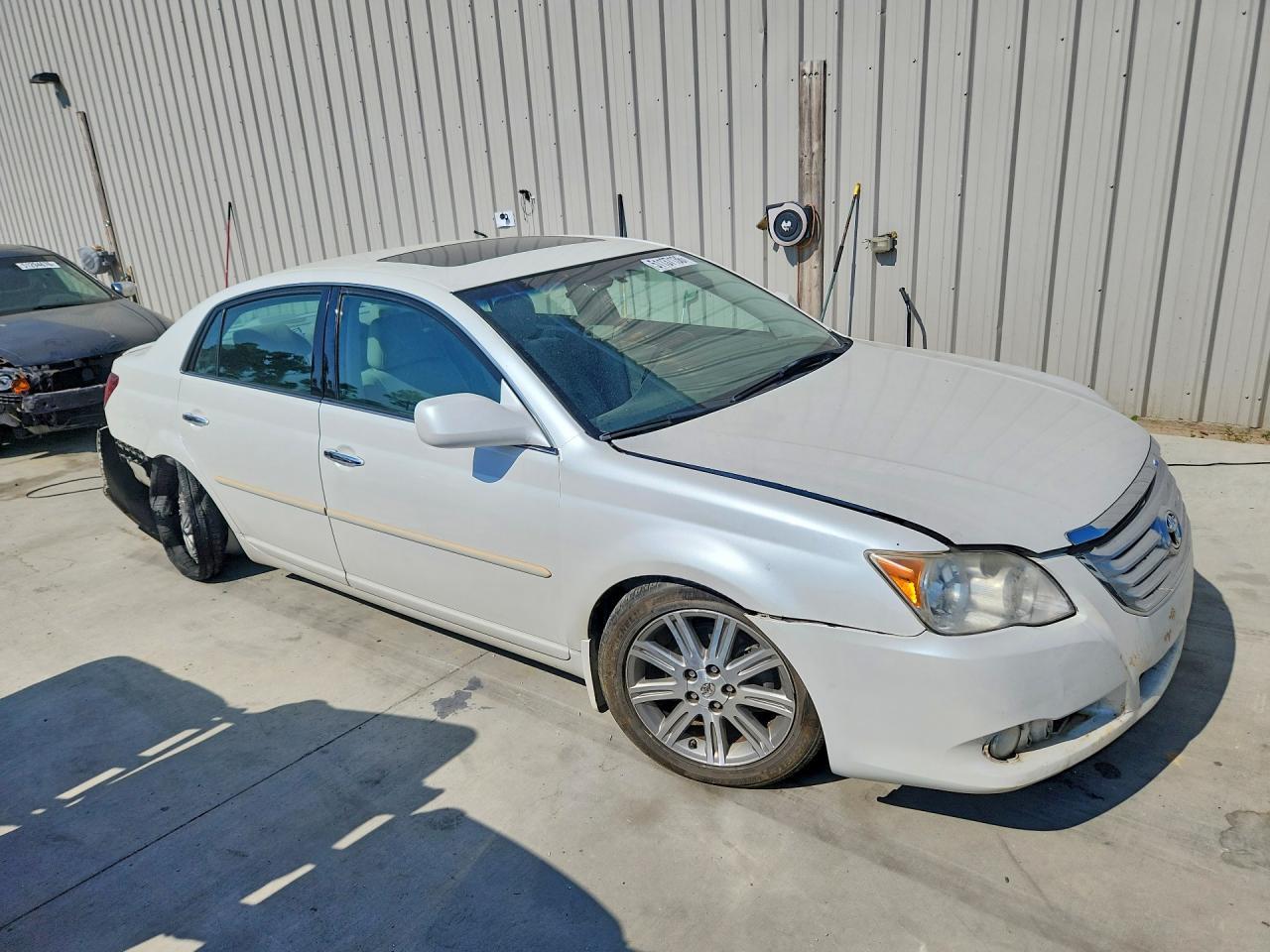 2010 Toyota Avalon Limited - Фото 4