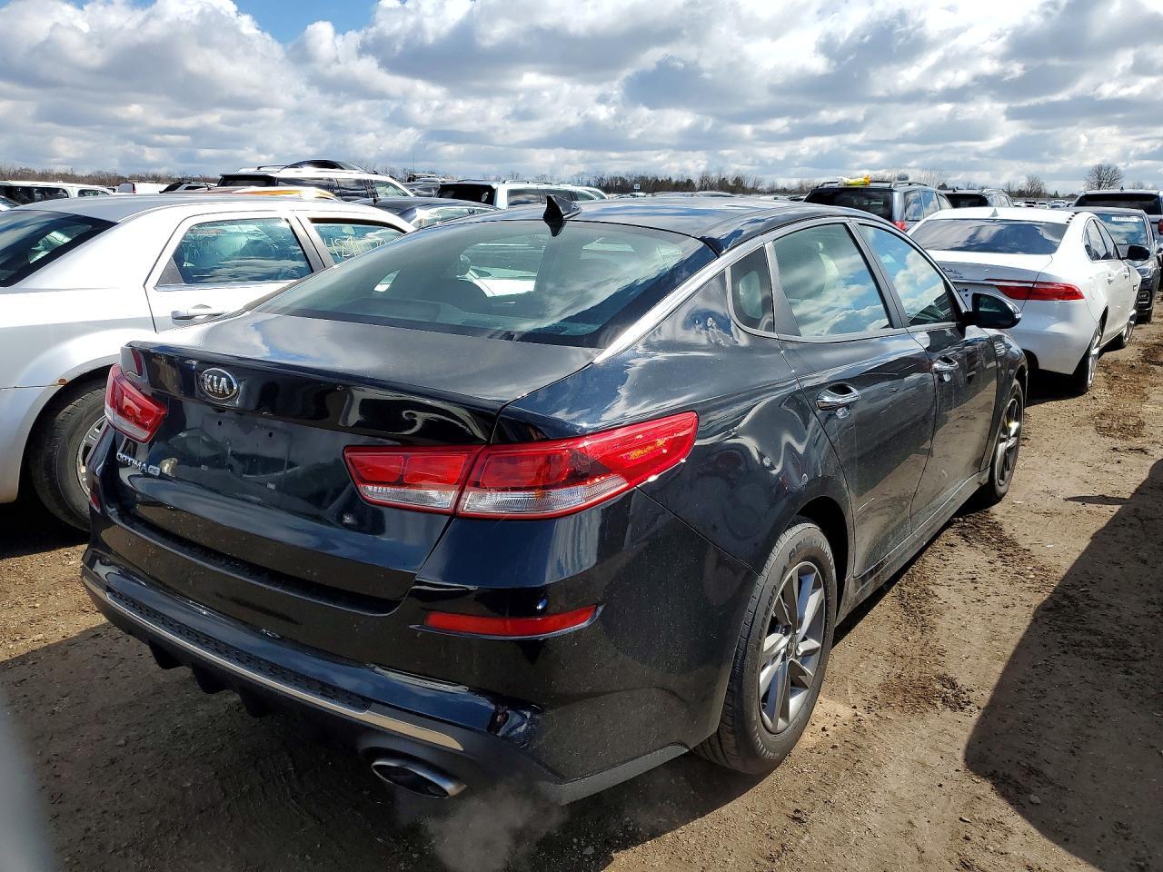 2020 Kia Optima Lx - Фото 3