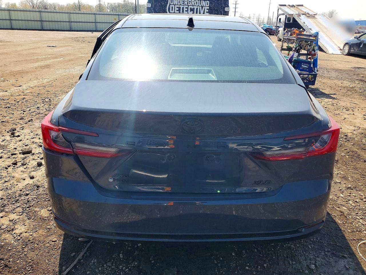 2025 Toyota Camry Xle - Фото 6