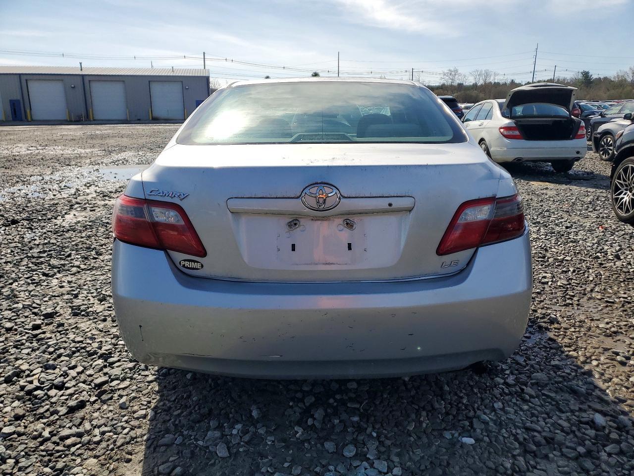 2009 Toyota Camry Le - Фото 6