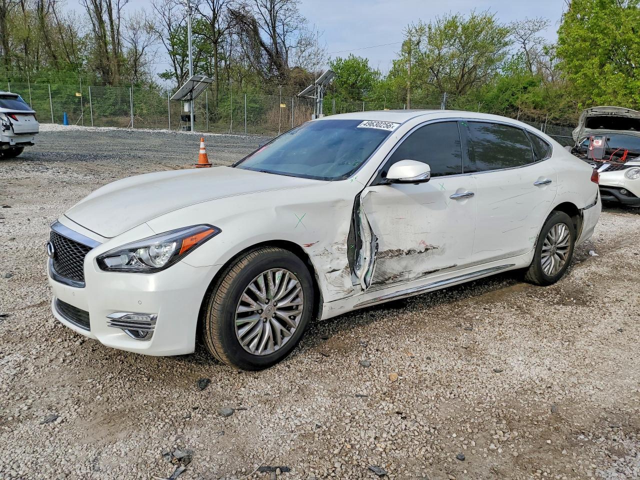 2015 Infiniti Q70L 3.7