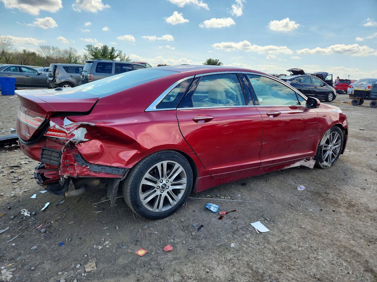 2013 Lincoln Townhouse Mkz - Image 3