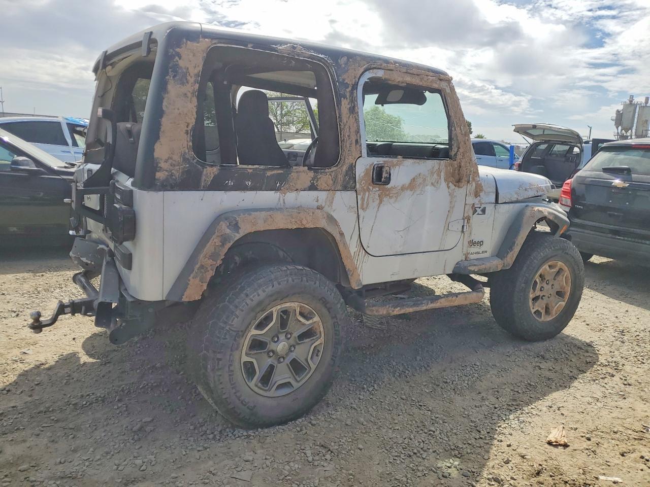 2005 Jeep Wrangler X - Image 3