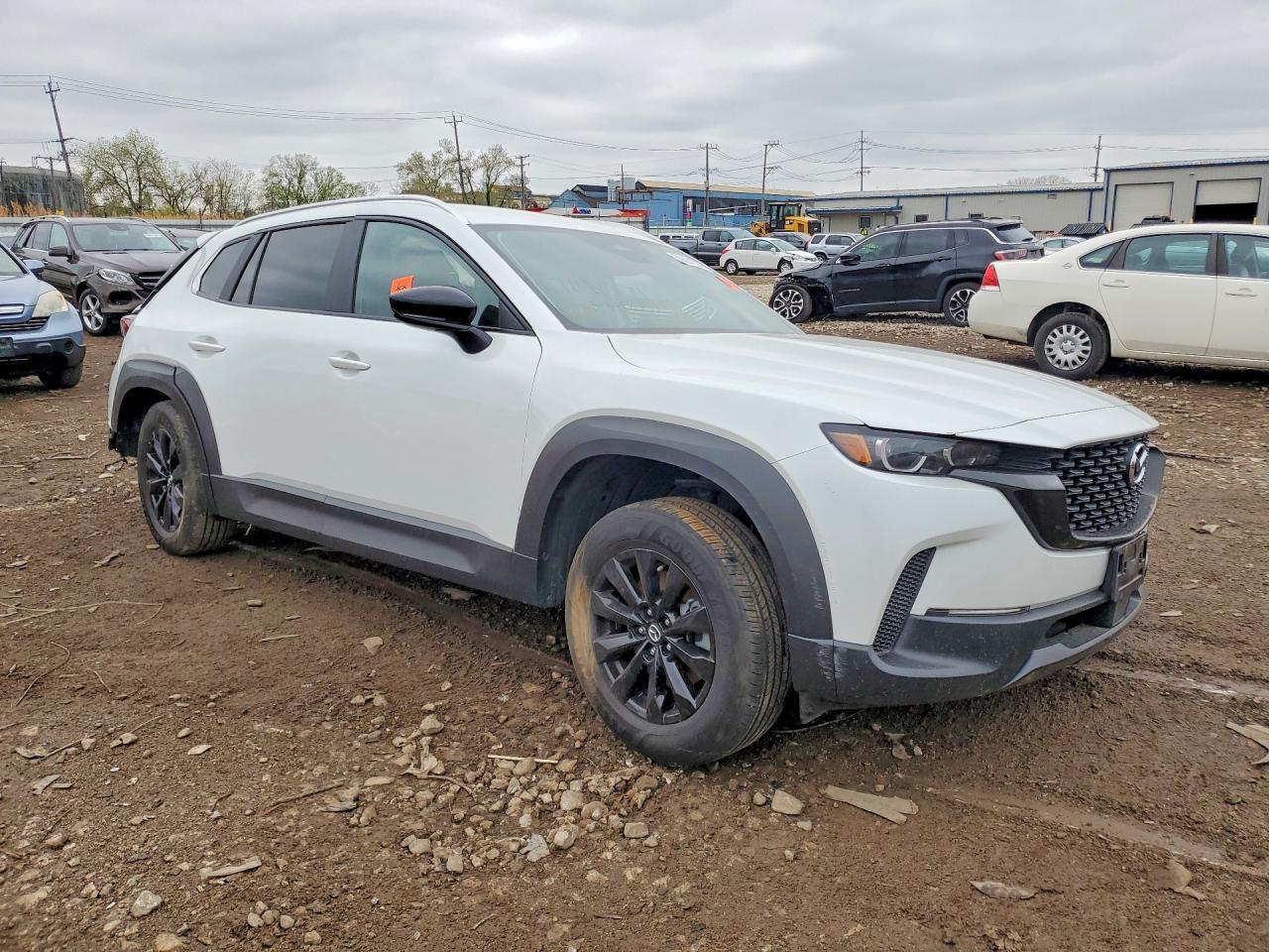 2025 Mazda Cx-50 Preferred - Image 4