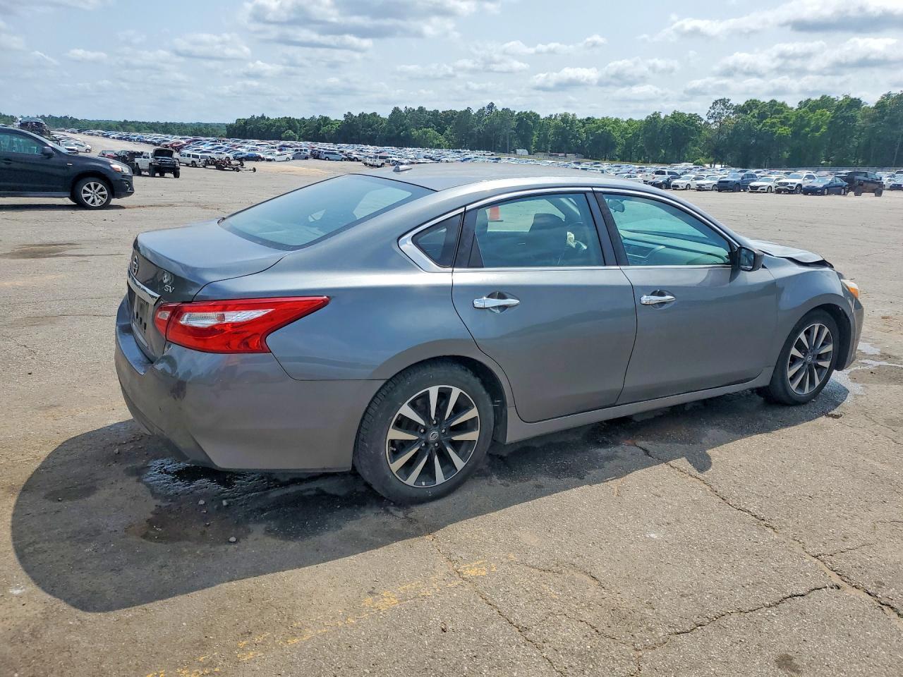 2017 Nissan Altima 2.5 Sv - Фото 3