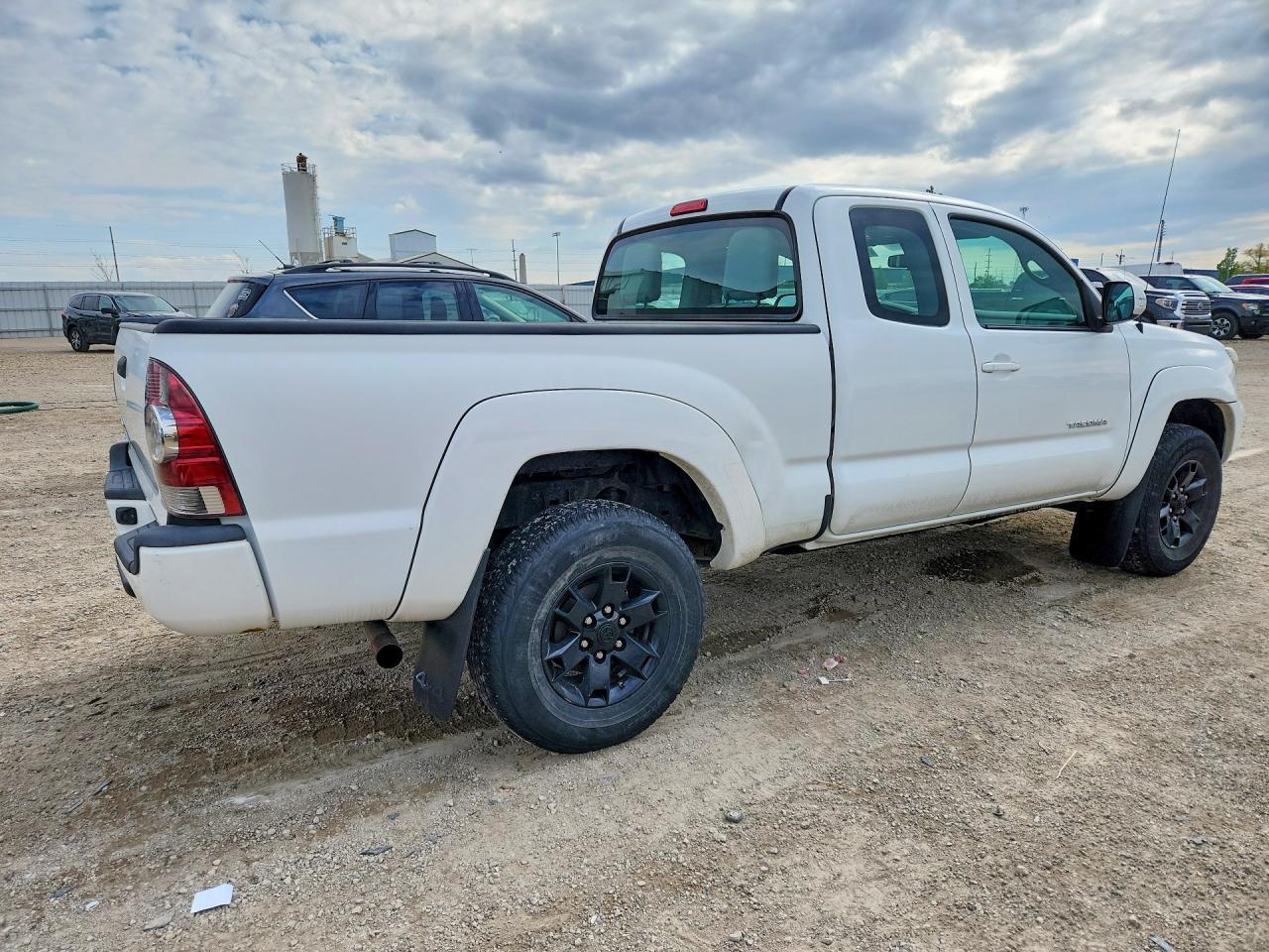 2014 Toyota Tacoma Access Cab - Image 3