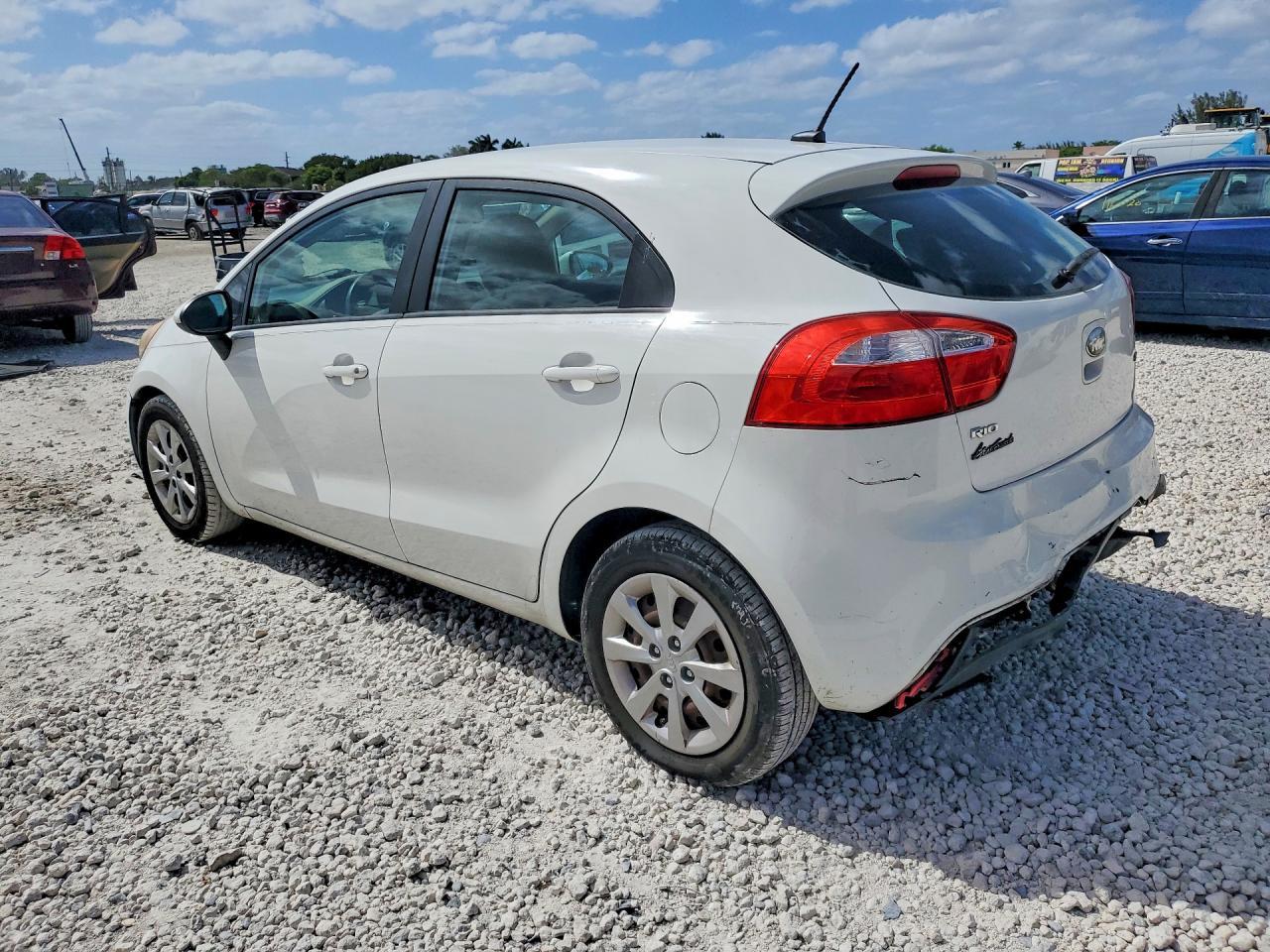 2013 Kia Rio Lx - Фото 2