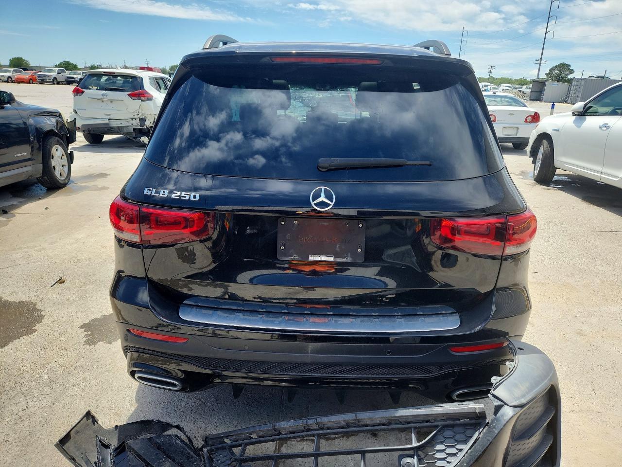 2023 Mercedes-Benz Glb 250 - Image 6