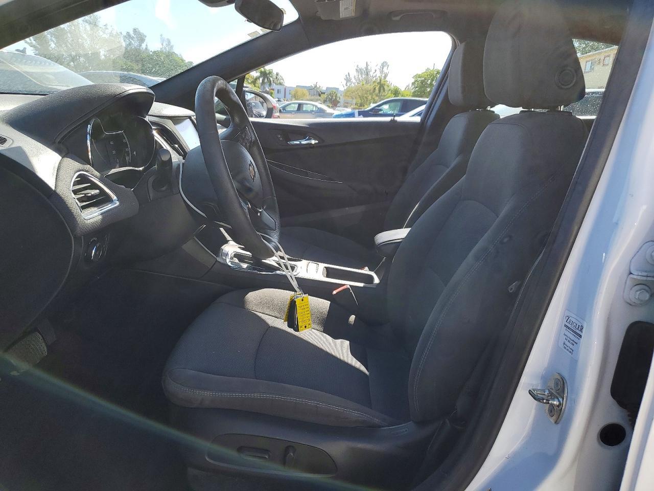 2018 Chevrolet Cruze Lt - Image 7