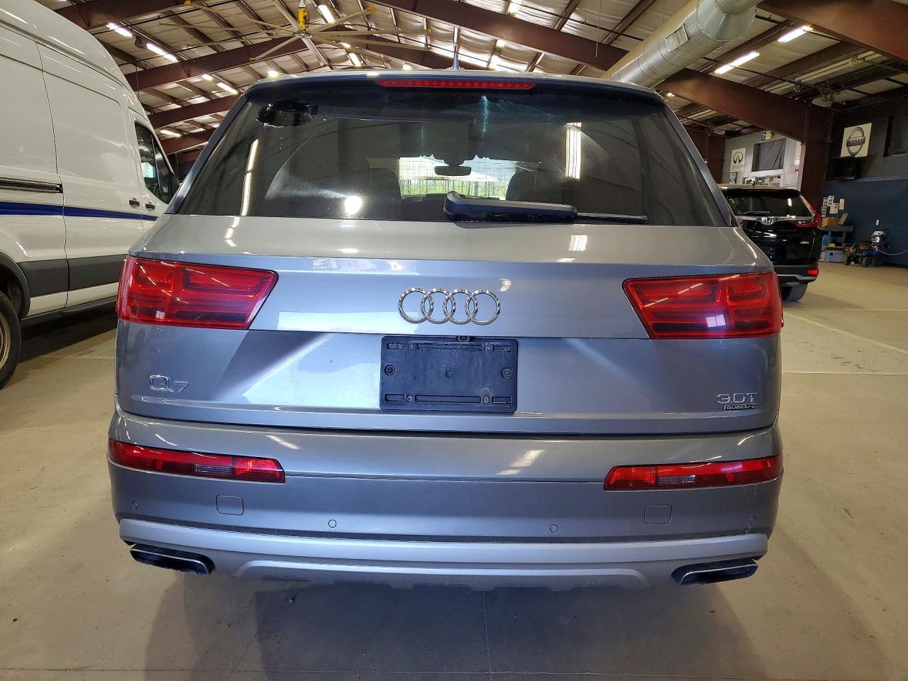 2017 Audi Q7 Premium Plus - Фото 6