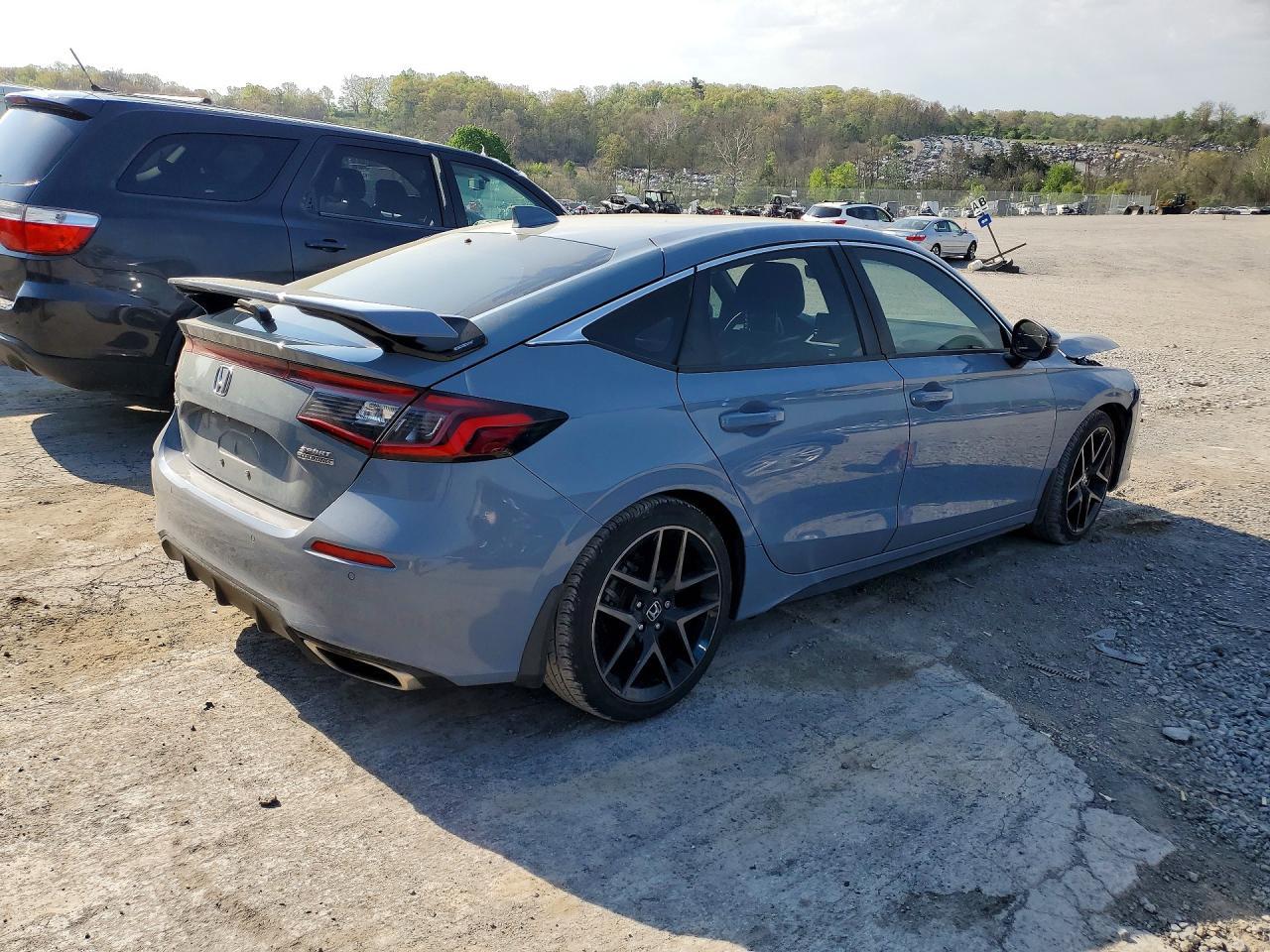 2022 Honda Civic Sport Touring - Фото 3