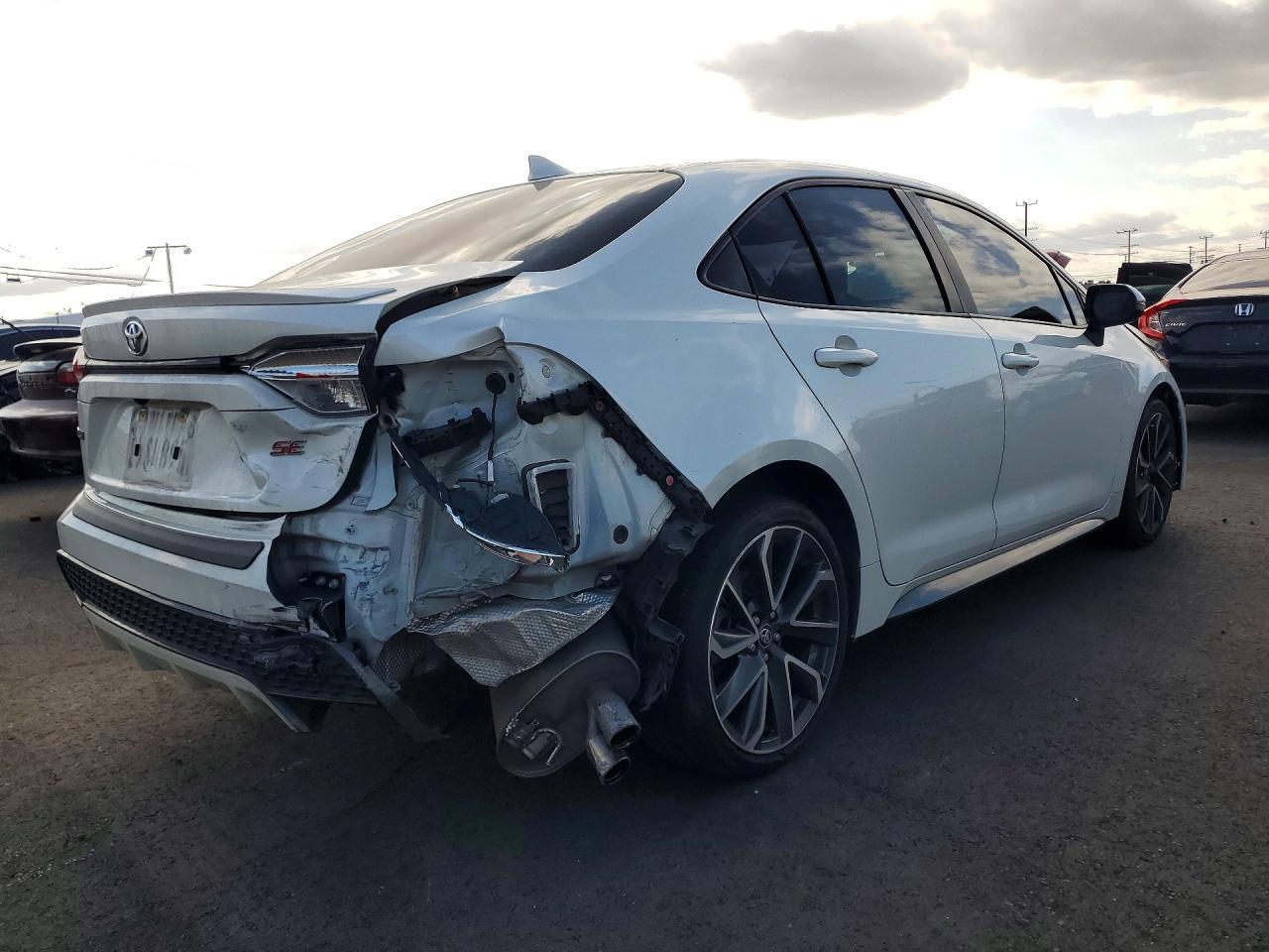 2021 Toyota Corolla Se - Фото 3