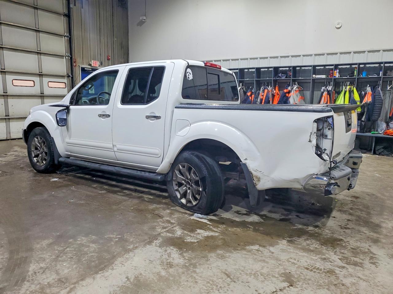 2016 Nissan Frontier Sl - Фото 2